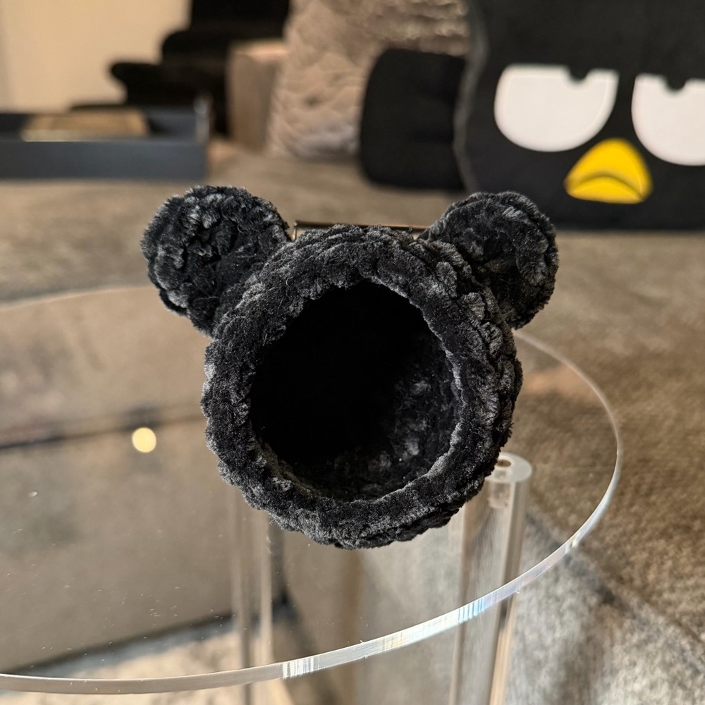 Tamagotchi Paradise Case | Handmade Crochet - Picture 2 of 3